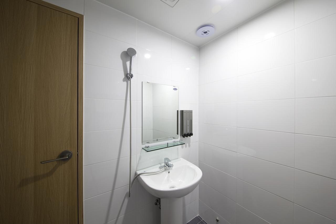בוסאן Cioharu Guesthouse Gwanganri מראה חיצוני תמונה