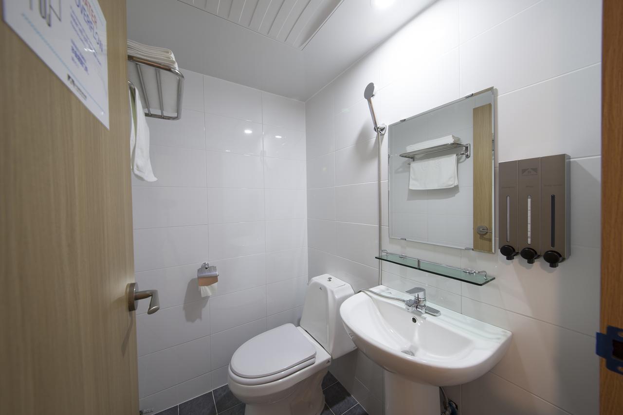בוסאן Cioharu Guesthouse Gwanganri מראה חיצוני תמונה